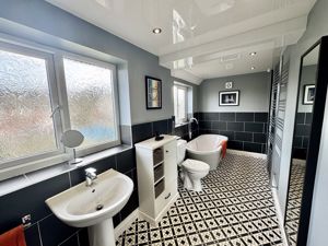 Photo 18- click for photo gallery